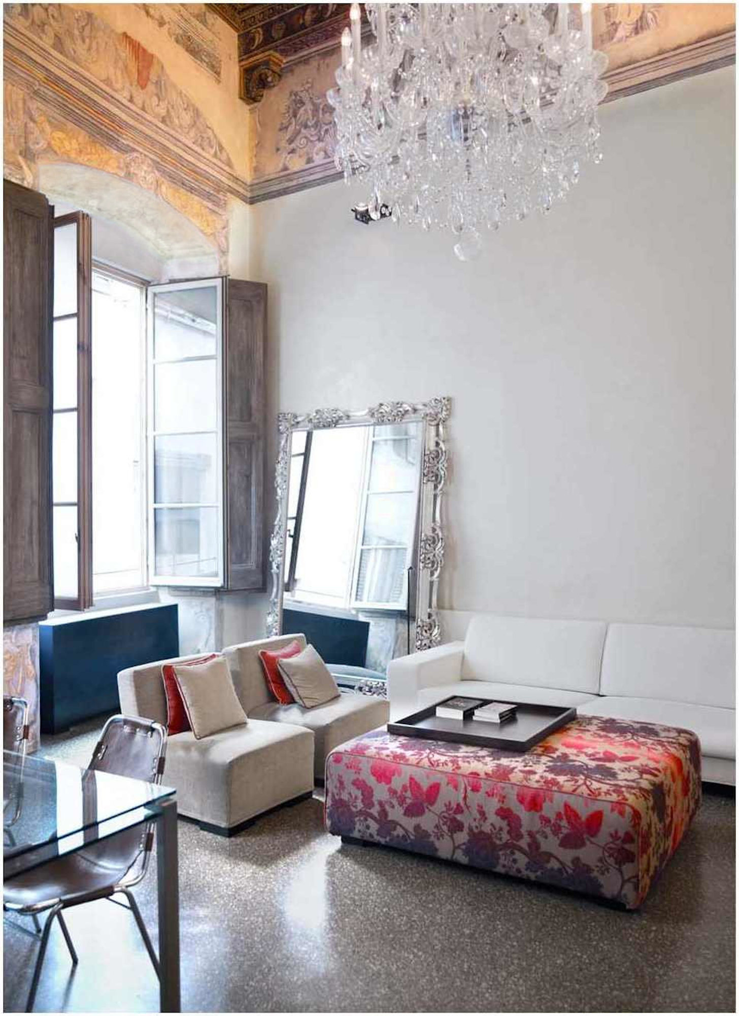 J|S studio apartment